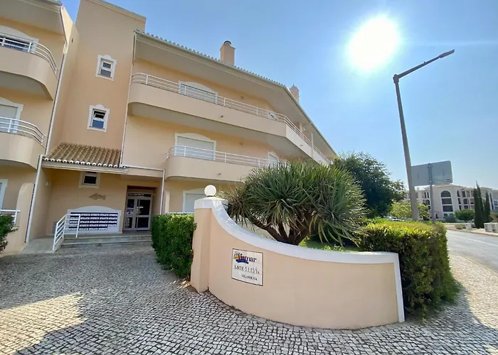 Apartament Typical 2 With Pool By Homing