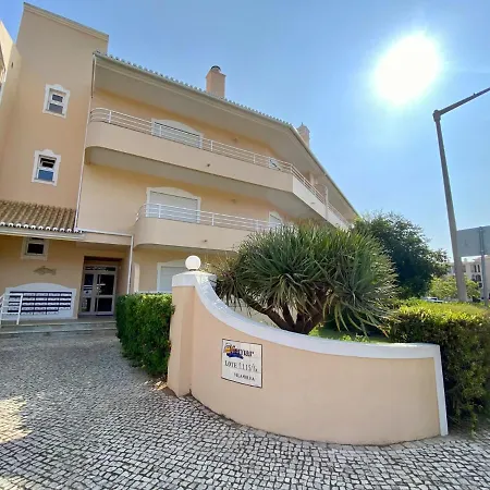 Appartement Typical 2 With Pool By Homing